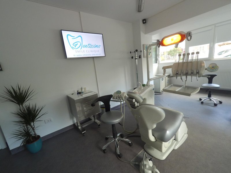 Dentissimo Smile Clinique - Servicii stomatologice