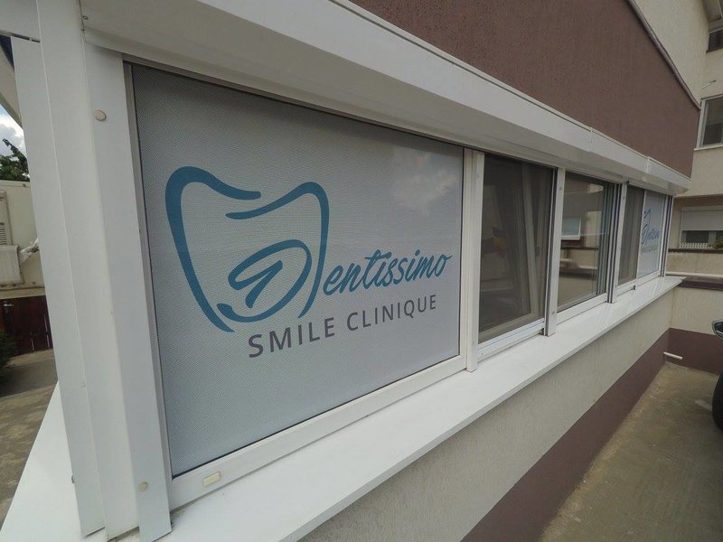 Dentissimo Smile Clinique - Servicii stomatologice